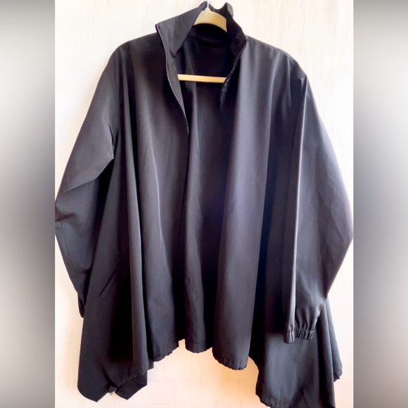 THE ROW Olimpia Handkerchief Hem jacket - Picture 5 of 16